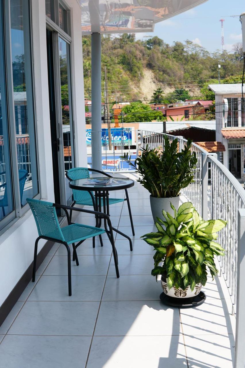 Hotel Puerta Del Cielo Quepos Exteriér fotografie
